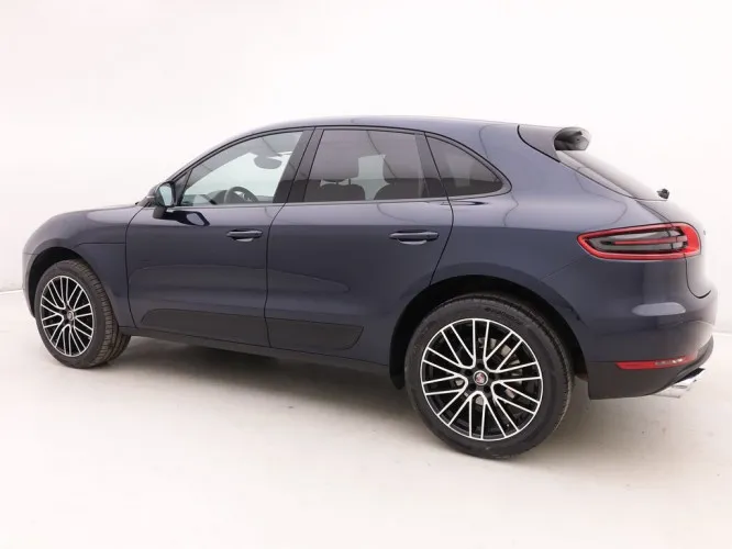 Porsche MACAN 2.0 Turbo 252 PDK 4WD + GPS + Leder/Cuir + Panoram + Alu20 Image 3