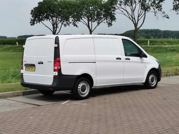 Mercedes-Benz Vito 114 CDI Image 3