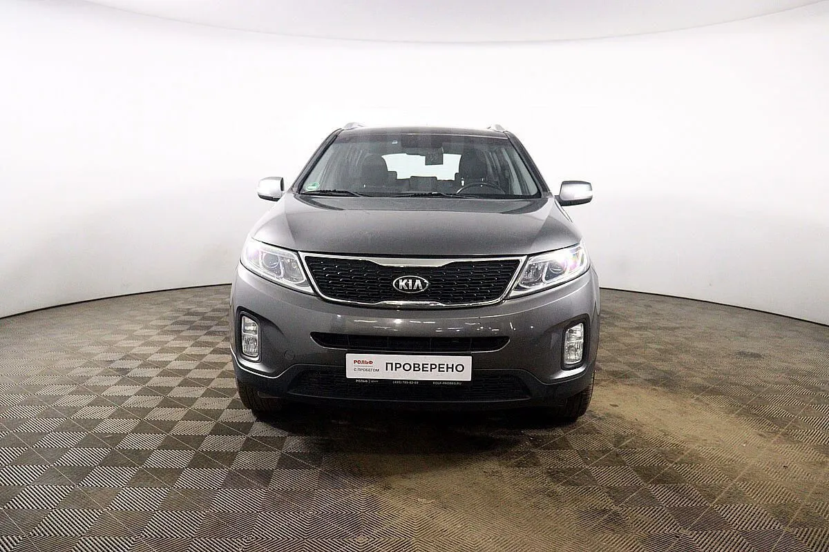 Kia Sorento Image 2